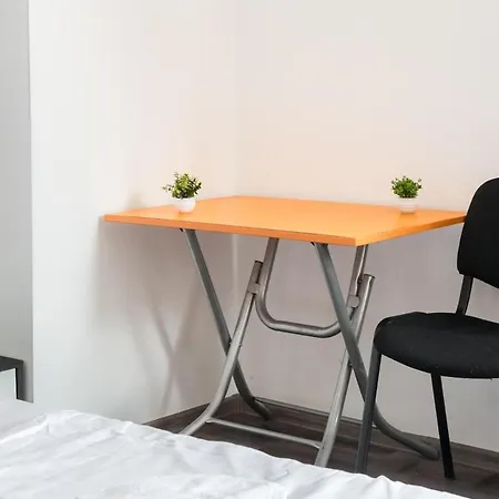 Appartement Stylish Monochrome Calea Victoriei Boekarest